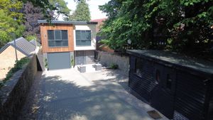 Photo 40- click for photo gallery